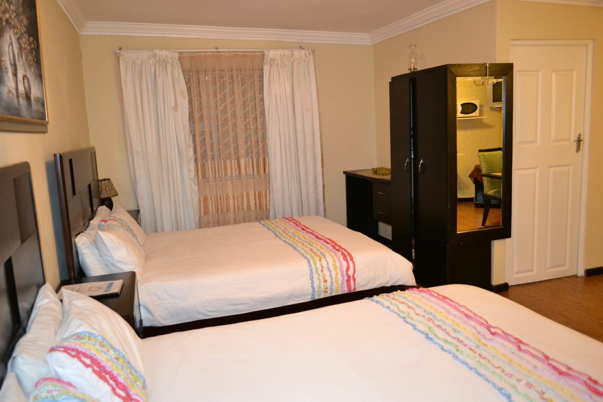 Mbalentle Guesthouse Bishop Lavis Bagian luar foto